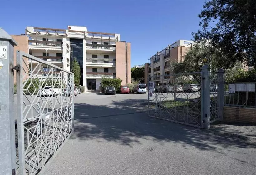 Le Residenze Di Santa Costanza   Mirto/corbezzolo