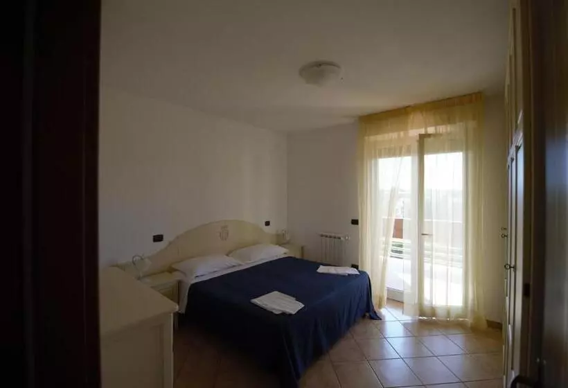 Le Residenze Di Santa Costanza   Mirto/corbezzolo