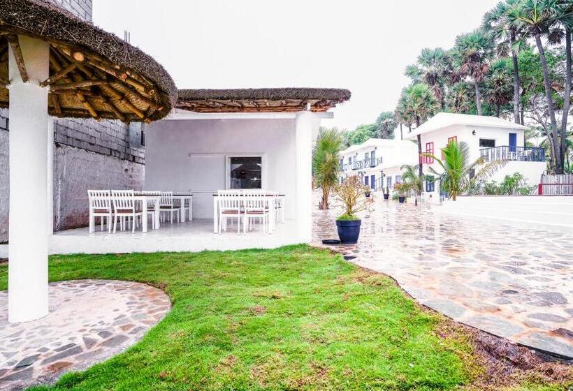 استراحتگاه Greek Bay