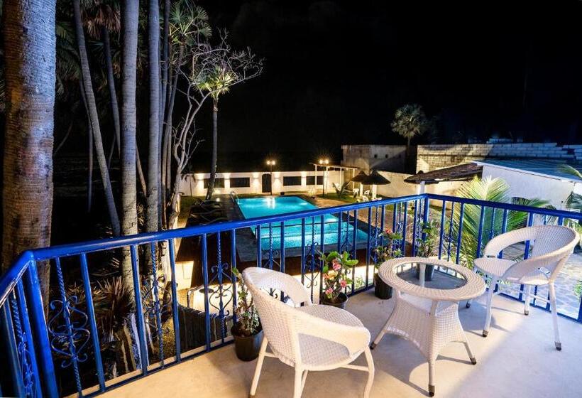 استراحتگاه Greek Bay