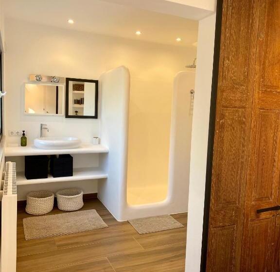 אתר נופש Marti Watersports