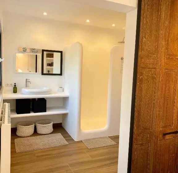 Lomakeskus Marti Watersports