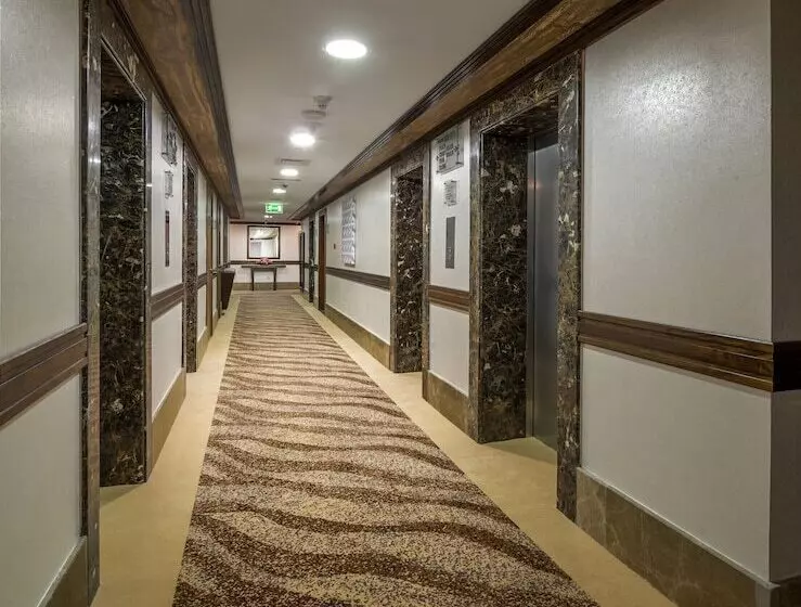 City Premiere Marina Hotel Apartments