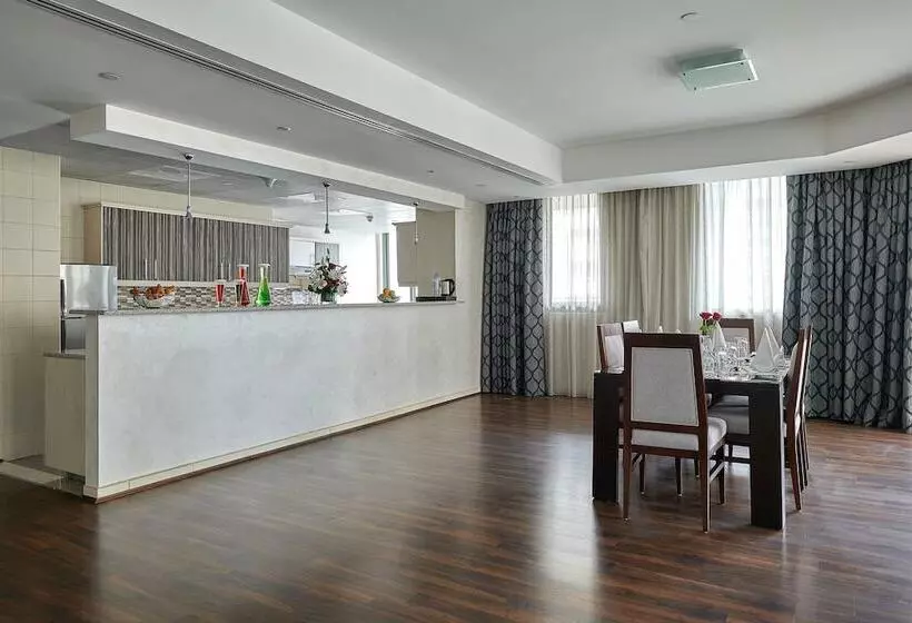 City Premiere Marina Hotel Apartments
