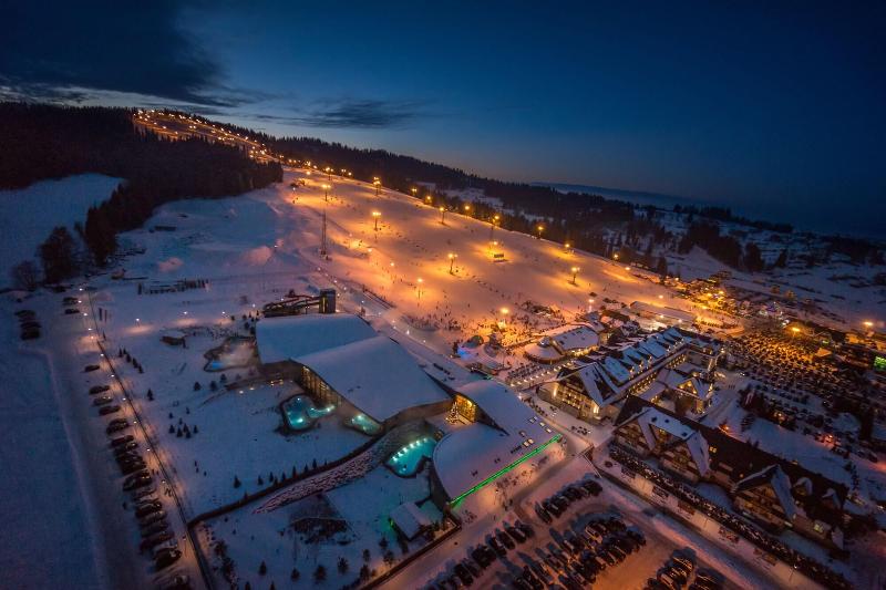 فندق Bania Thermal & Ski