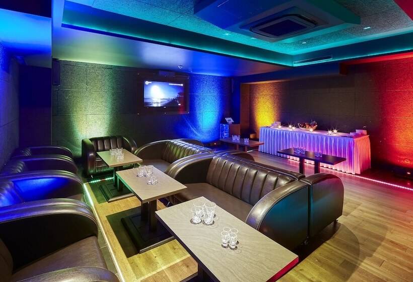 فندق Bania Thermal & Ski