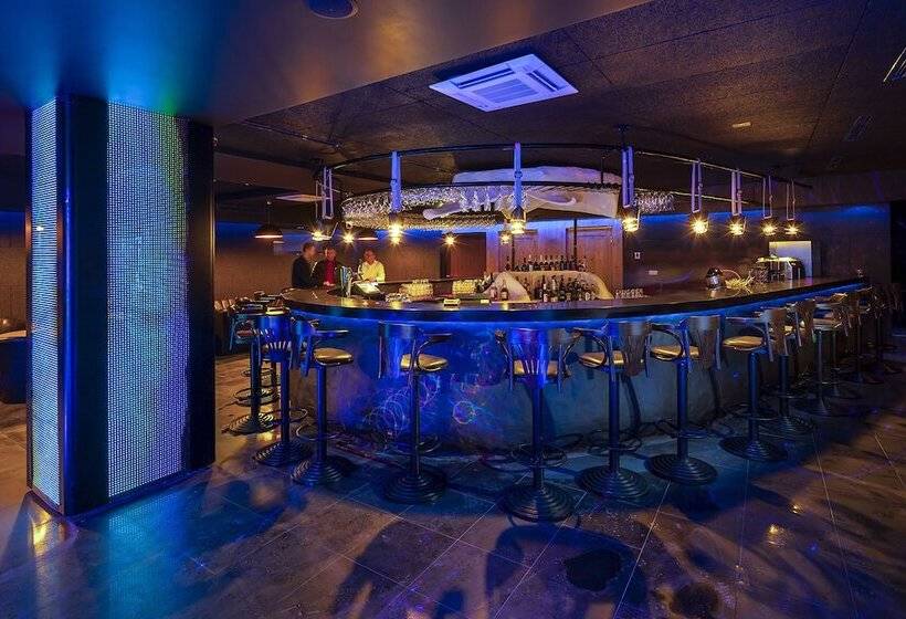 فندق Bania Thermal & Ski