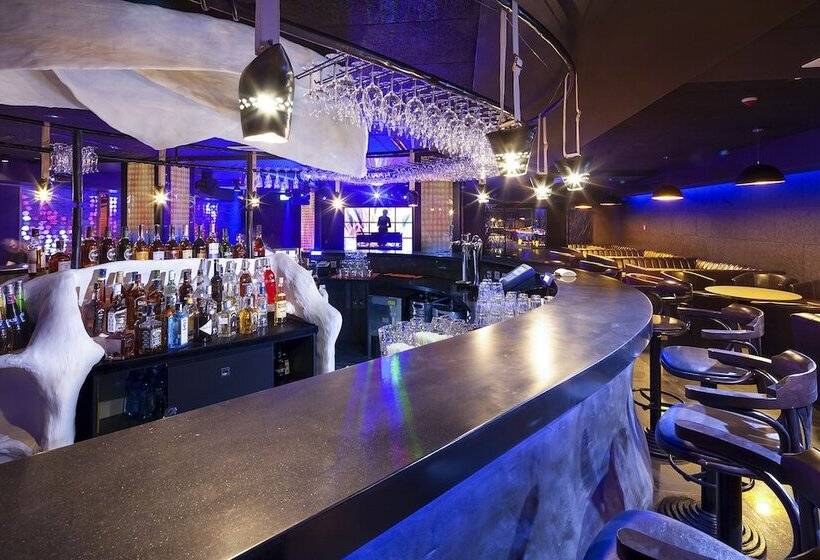 فندق Bania Thermal & Ski