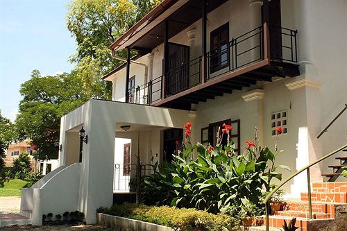 בית מלון כפרי Basaga Holiday Residences