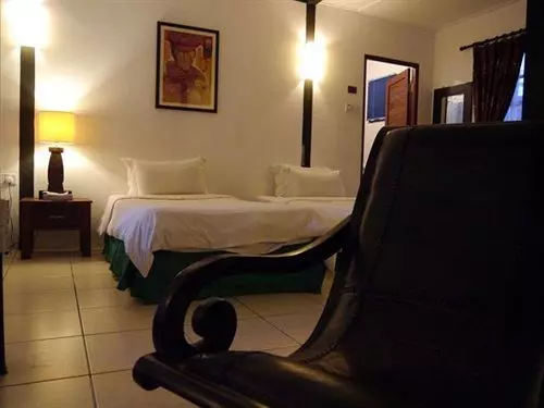 هتل Basaga Holiday Residences