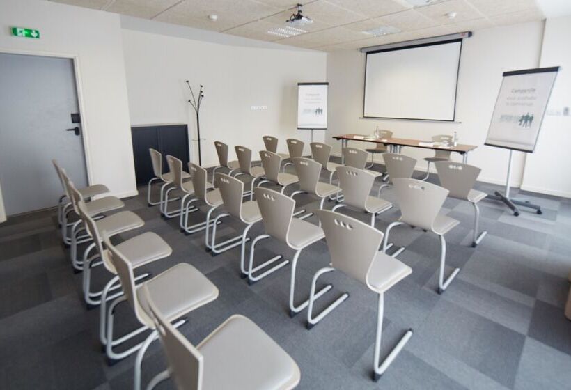 فندق Campanile Annemasse Gare– Genève