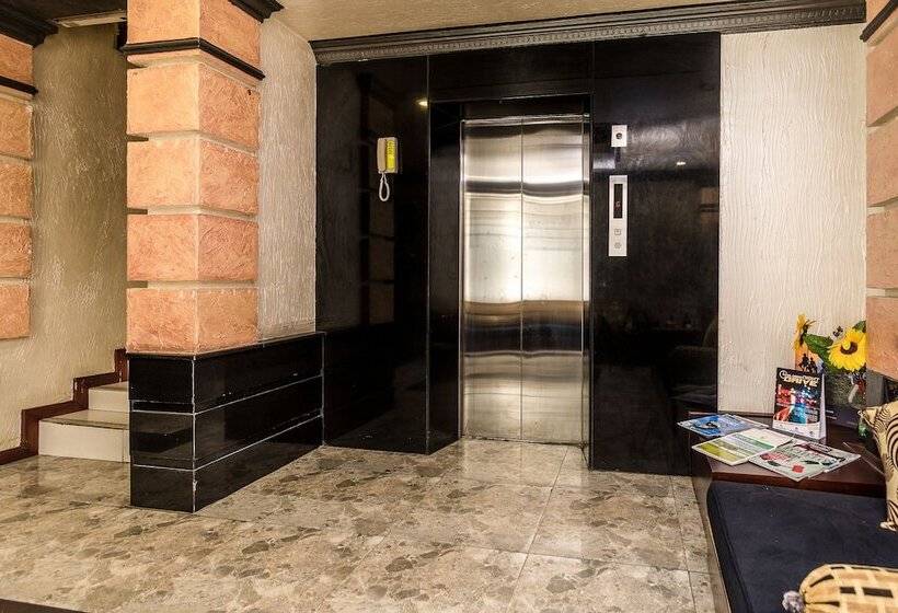 Ceylon City Hotel, Colombo