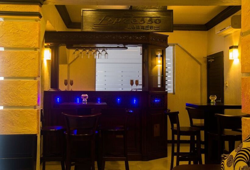 Ceylon City Hotel, Colombo