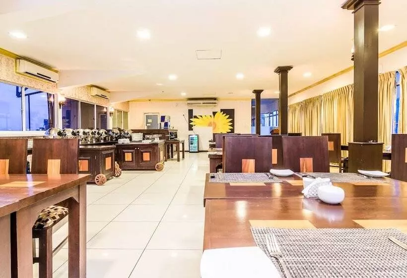 Ceylon City Hotel, Colombo