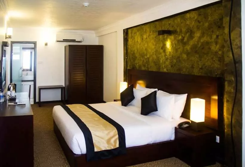 Ceylon City Hotel, Colombo