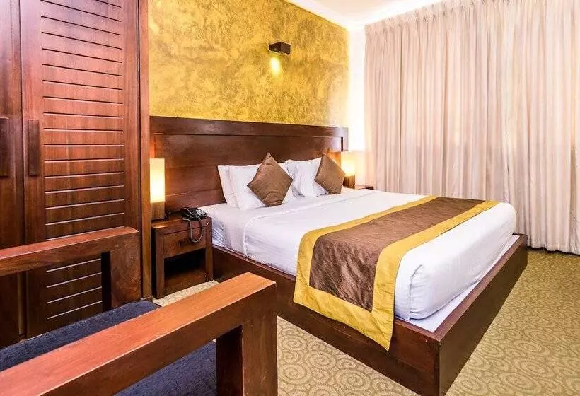 Ceylon City Hotel, Colombo