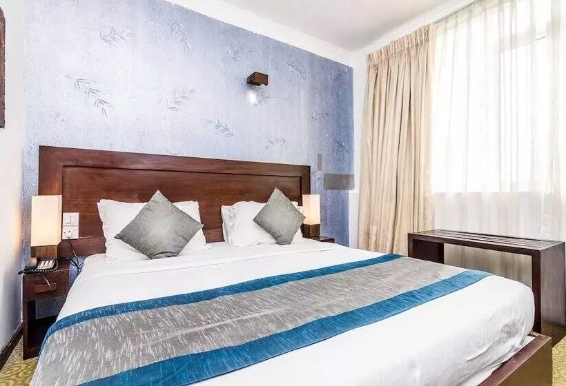 Ceylon City Hotel, Colombo