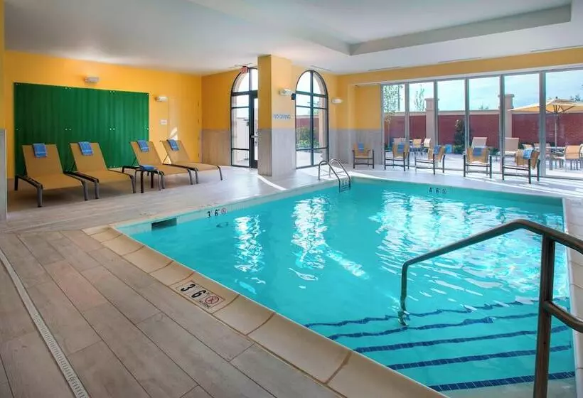 Отель Courtyard By Marriott Philadelphia Lansdale