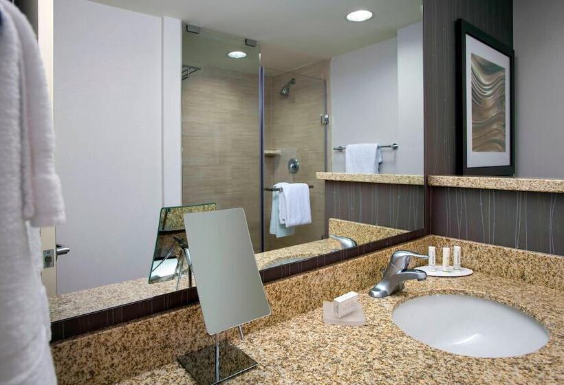 Отель Courtyard By Marriott Philadelphia Lansdale