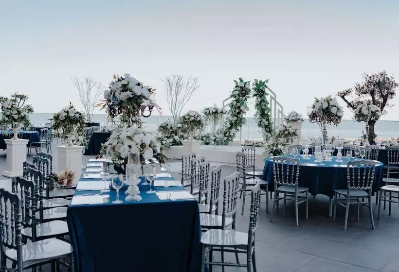 Hotel Doubletree By Hilton Trabzon