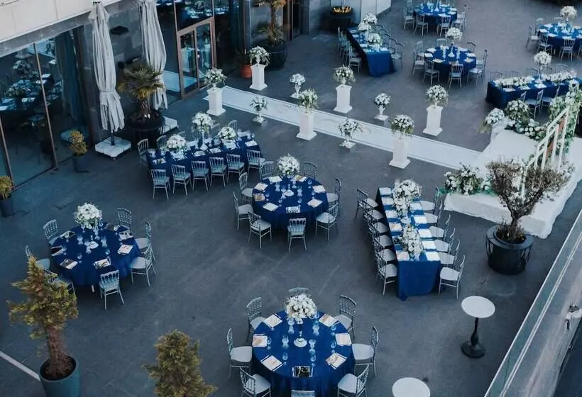 Hotel Doubletree By Hilton Trabzon