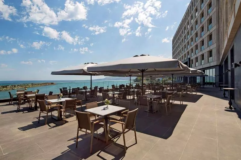 Hotel Doubletree By Hilton Trabzon