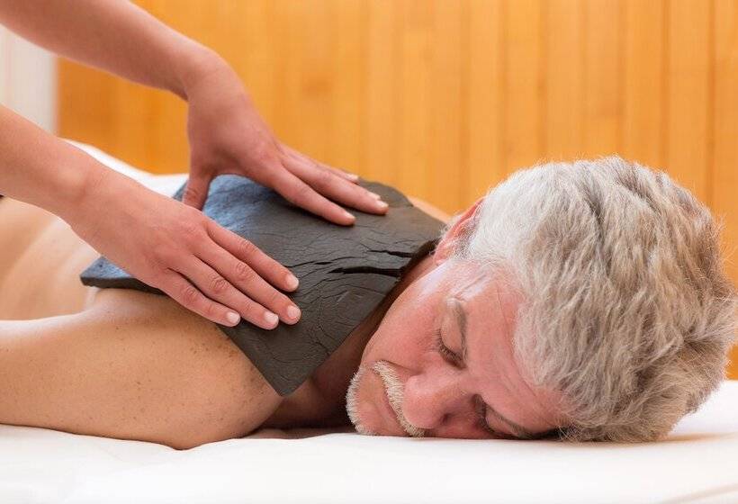 호텔 Ensana Pro Patria