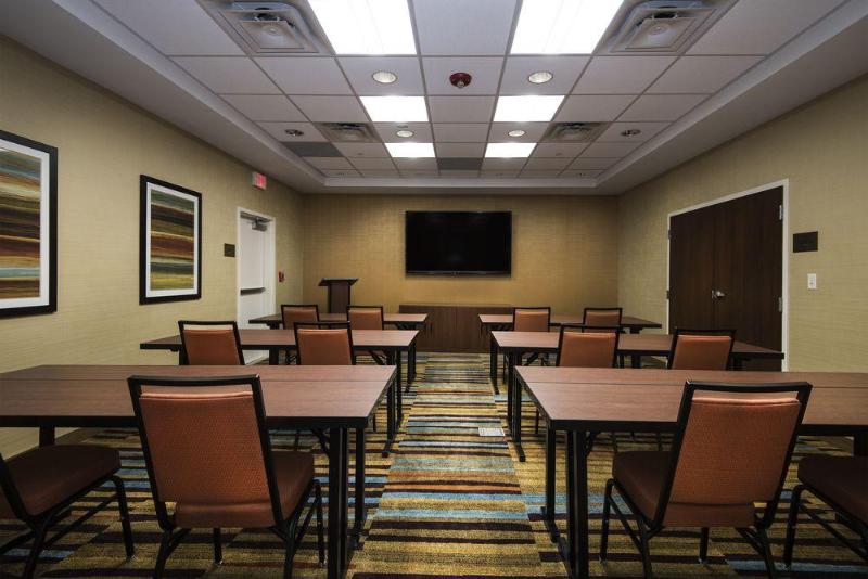 בית מלון כפרי Fairfield Inn & Suites By Marriott Little Rock Benton