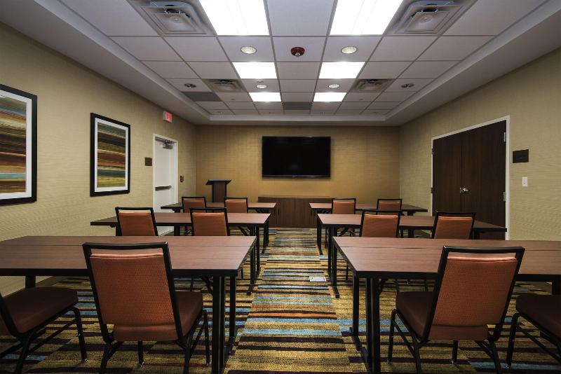 בית מלון כפרי Fairfield Inn & Suites By Marriott Little Rock Benton