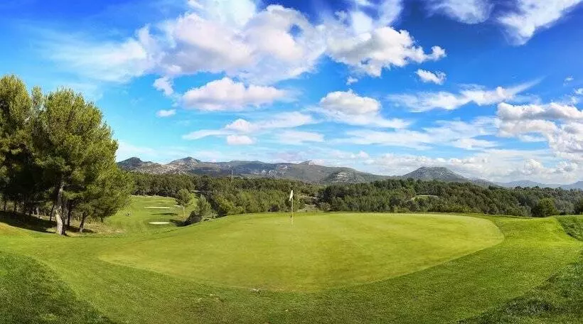 Отель Ibis Budget Marseille Valentine