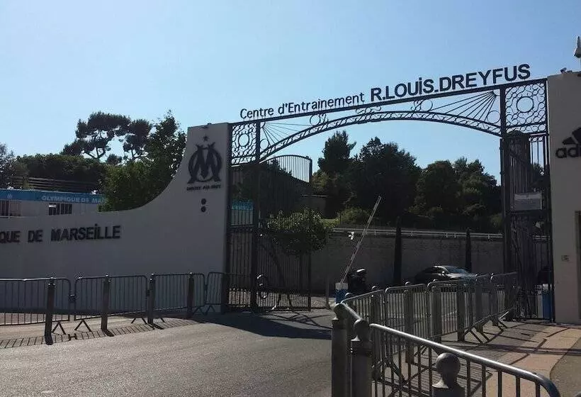 Отель Ibis Budget Marseille Valentine