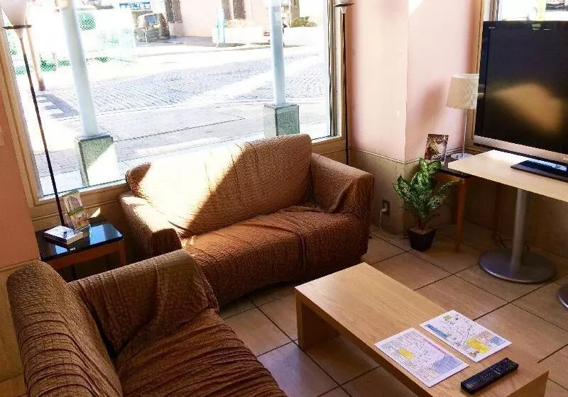 בית מלון כפרי Livemax Budget Yumoto