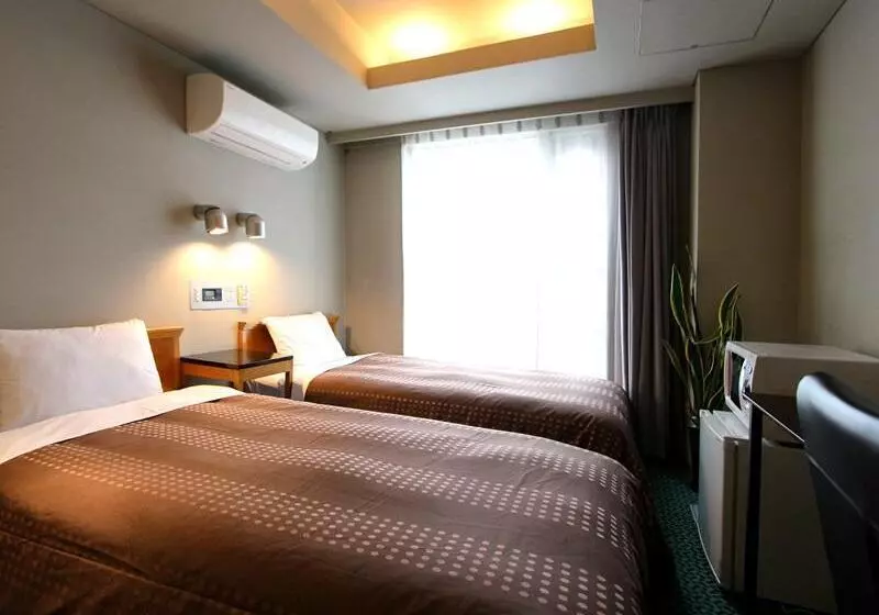 בית מלון כפרי Livemax Budget Yumoto