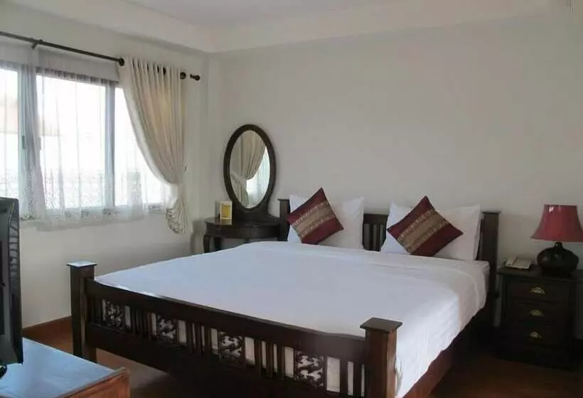 בית מלון כפרי Rachamankha Flora House