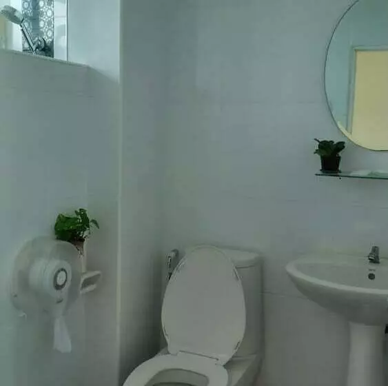 בית מלון כפרי Rachamankha Flora House