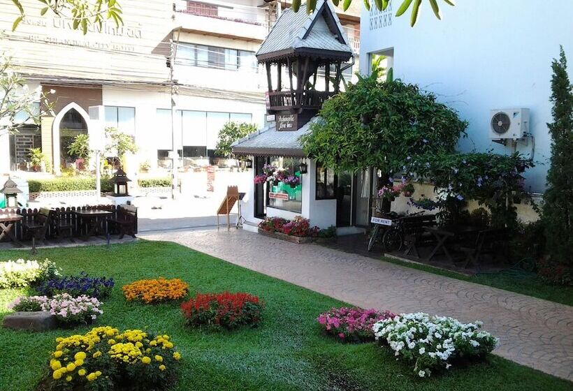 Отель Rachamankha Flora House