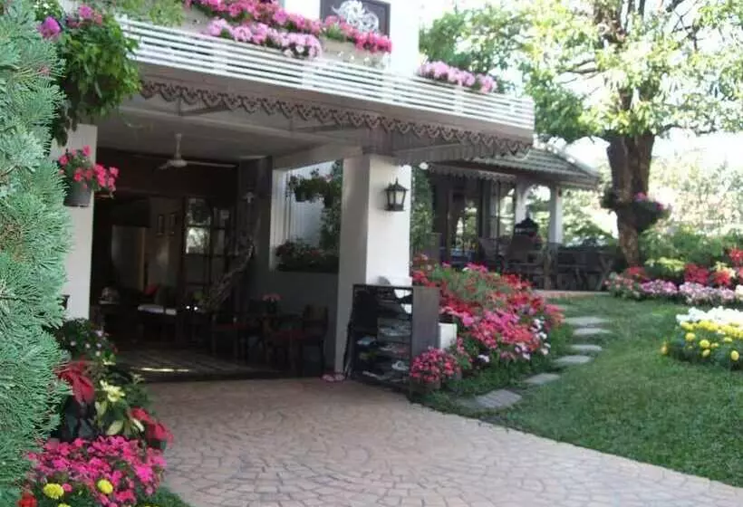 בית מלון כפרי Rachamankha Flora House