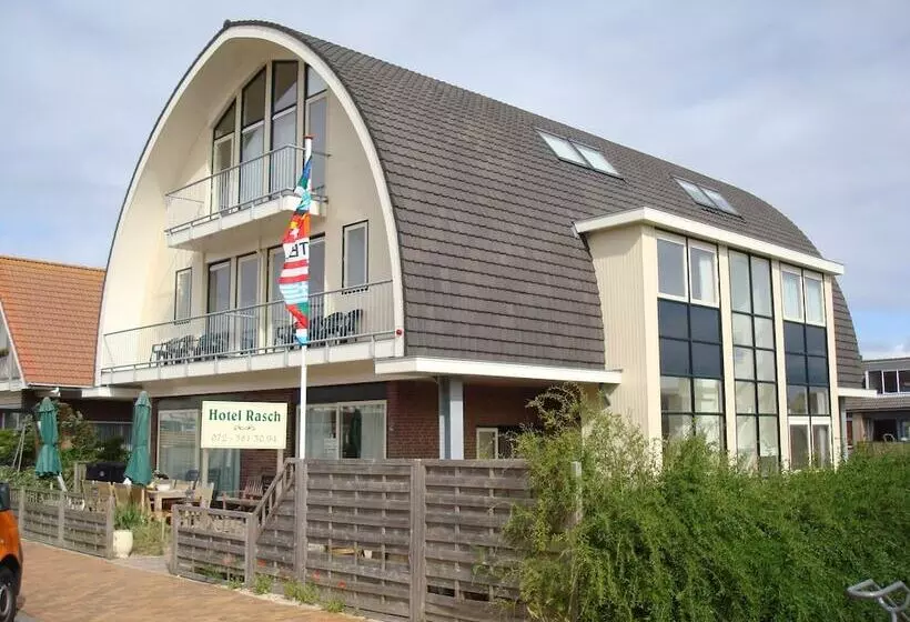ホテル Rasch