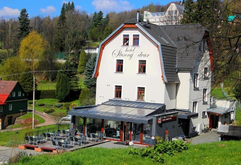 Hotel Slunný Dvůr