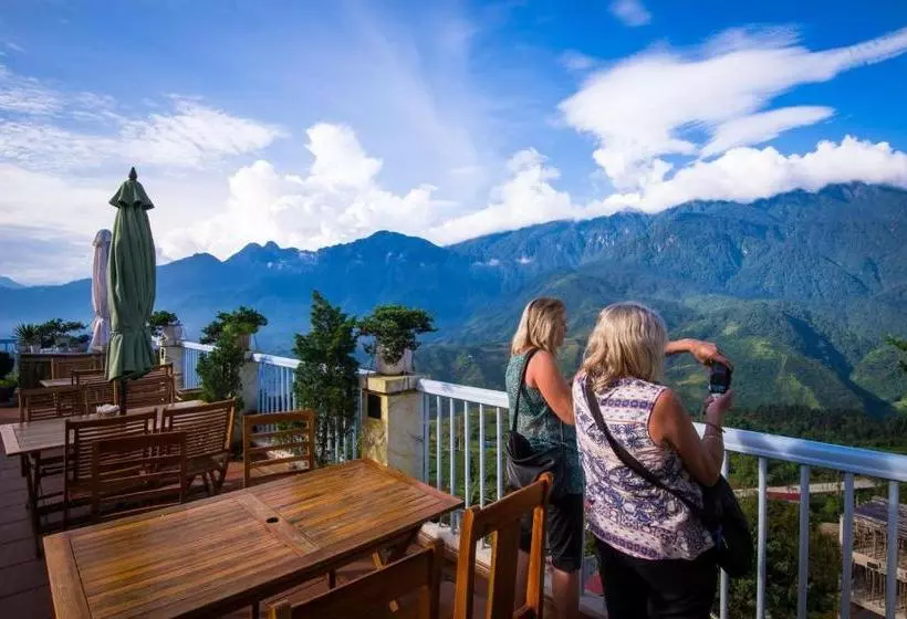 Hotelli Sunny Mountain