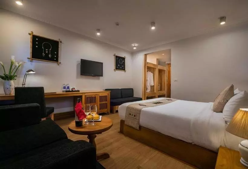 Hotelli Sunny Mountain