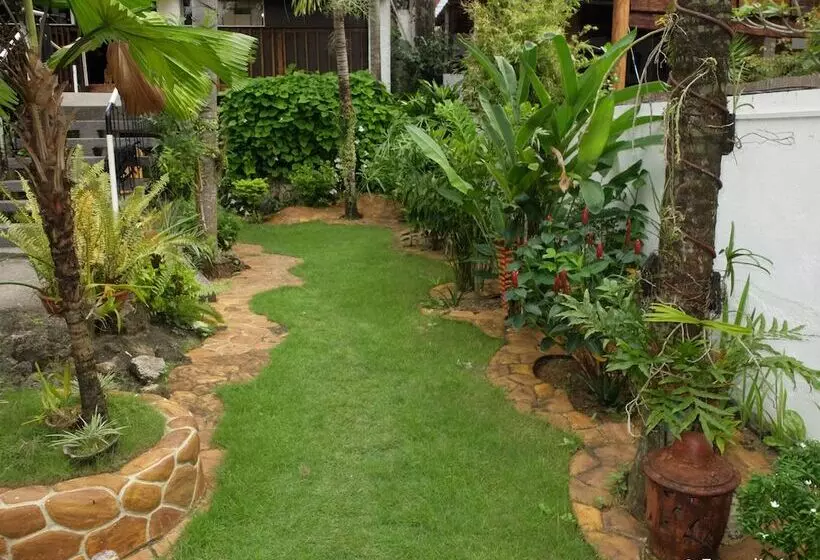 בית מלון כפרי Turtle Inn Resort