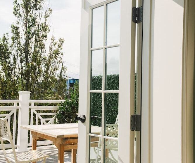 בית מלון כפרי Canoe Place Inn & Cottages