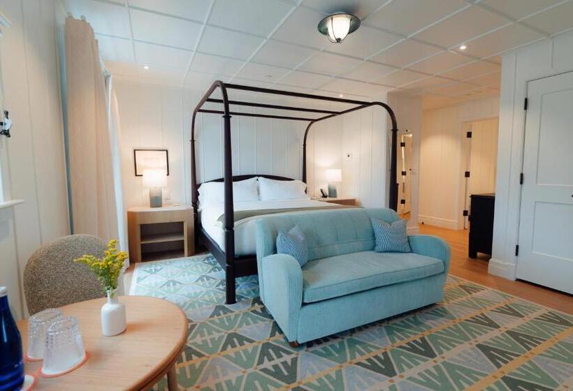 בית מלון כפרי Canoe Place Inn & Cottages