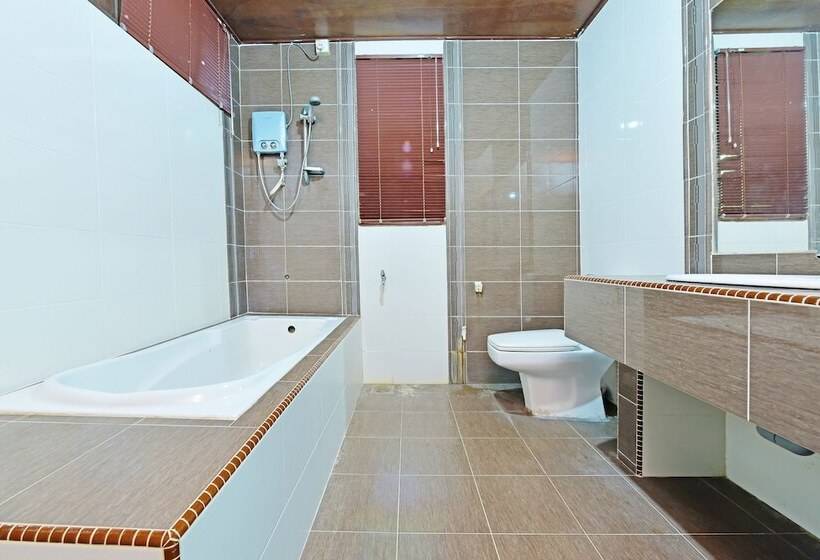 Hotel Oyo 90595 Pelangi Beach Resort Cherating