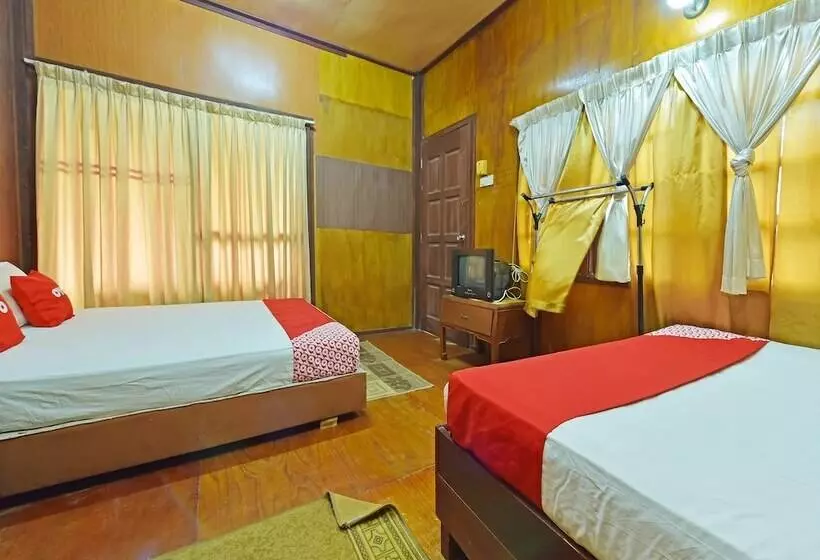 هتل Oyo 90595 Pelangi Beach Resort Cherating