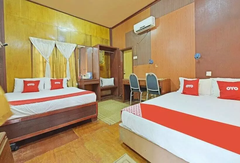هتل Oyo 90595 Pelangi Beach Resort Cherating
