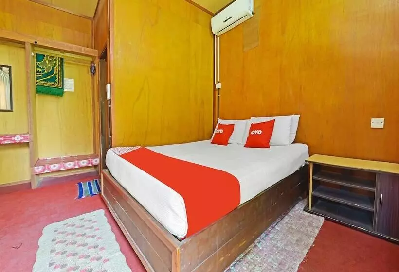 هتل Oyo 90595 Pelangi Beach Resort Cherating