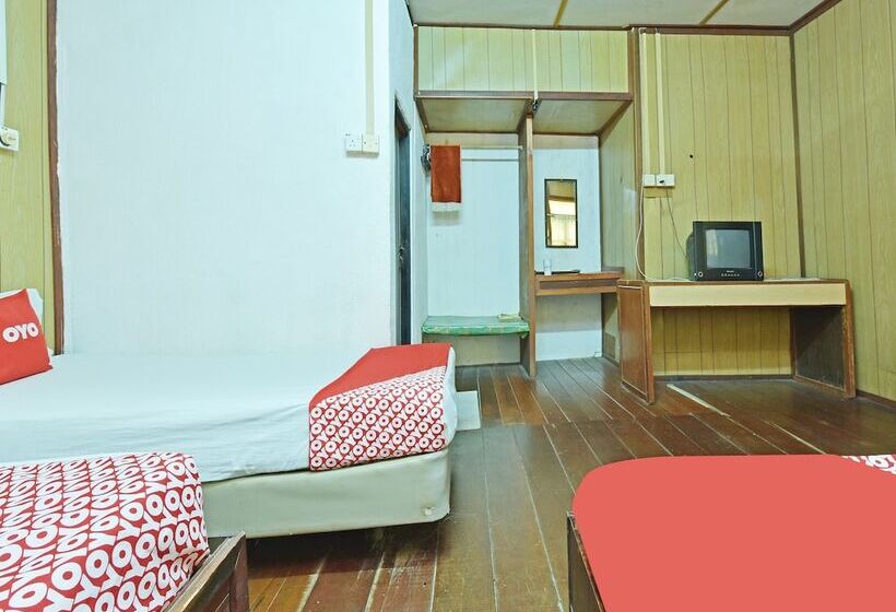 Hotel Oyo 90595 Pelangi Beach Resort Cherating