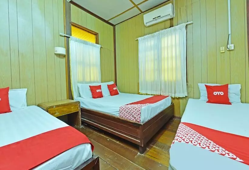 هتل Oyo 90595 Pelangi Beach Resort Cherating